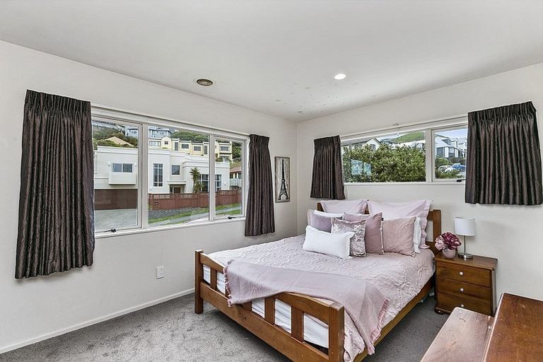 Photo of property in 24 Waverton Terrace, Churton Park, Wellington, 6037