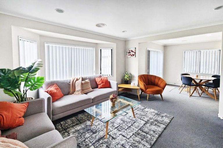 Photo of property in 167a George Street, Stokes Valley, Lower Hutt, 5019