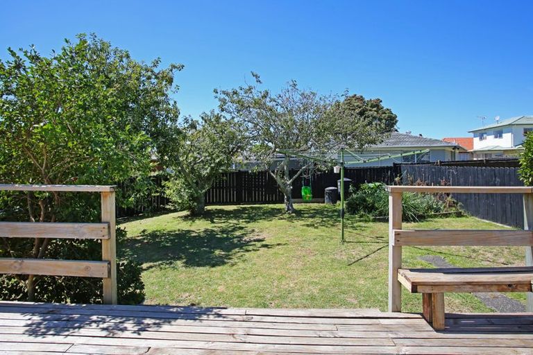 Photo of property in 12a Cooper Street, Pukekohe, 2120