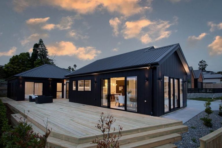 Photo of property in 25 Anehana Place, Stanmore Bay, Whangaparaoa, 0932