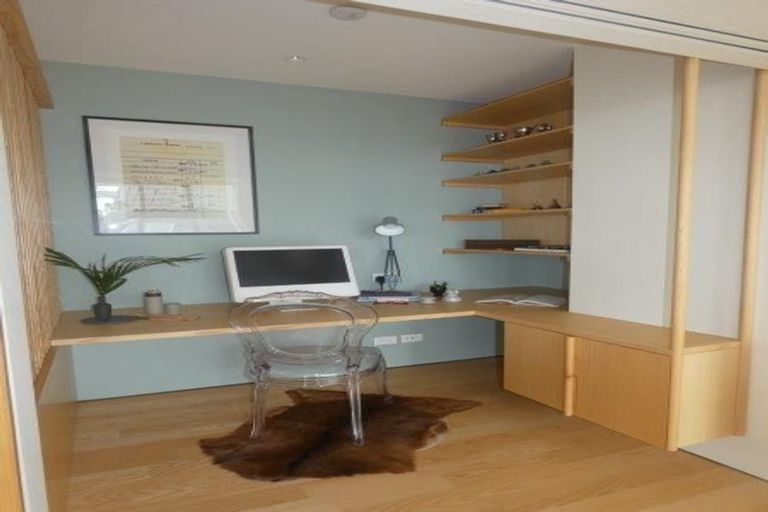 Photo of property in 25 Salamanca Road, Kelburn, Wellington, 6012