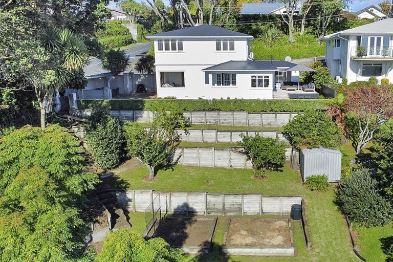 Photo of property in 76 Belt Road, New Plymouth, 4310