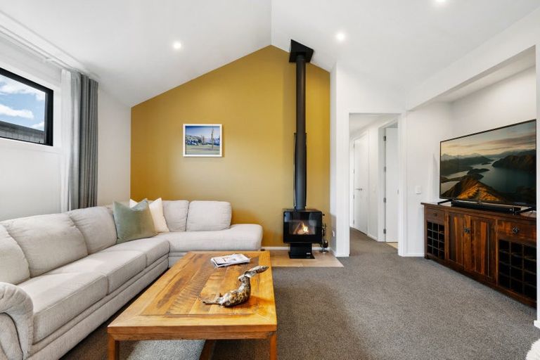Photo of property in 54 Mount Linton Avenue, Wanaka, 9305