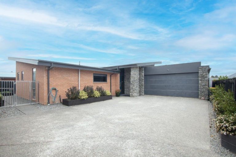 Photo of property in 45 Manchester Street, Tinwald, Ashburton, 7700