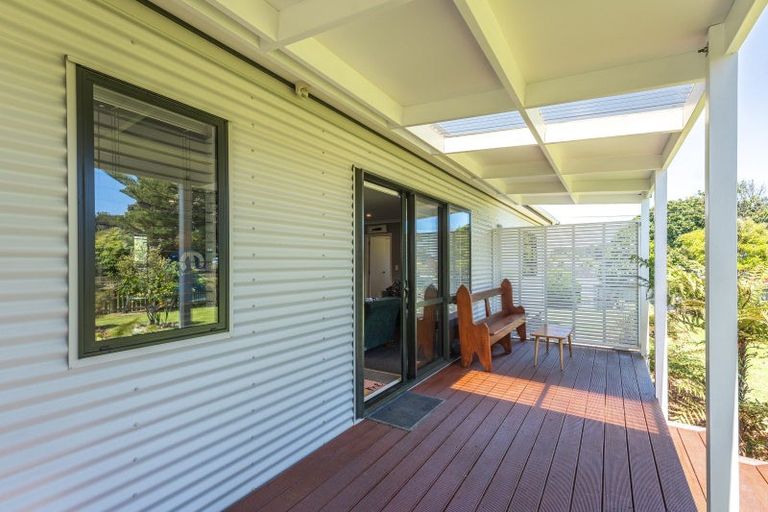 Photo of property in 22 Kiharoa Street, Otaki Beach, Otaki, 5512