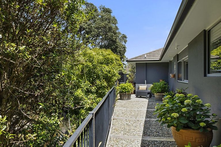 Photo of property in 83a Young Street, New Plymouth, 4310