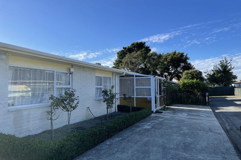 Photo of property in 16b Mako Mako Road, Levin, 5510