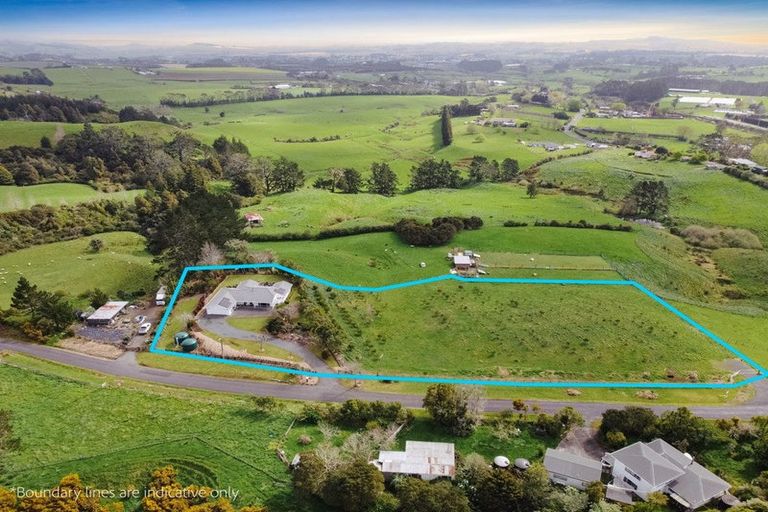 Photo of property in 2 Trig Road, Tuakau, 2694
