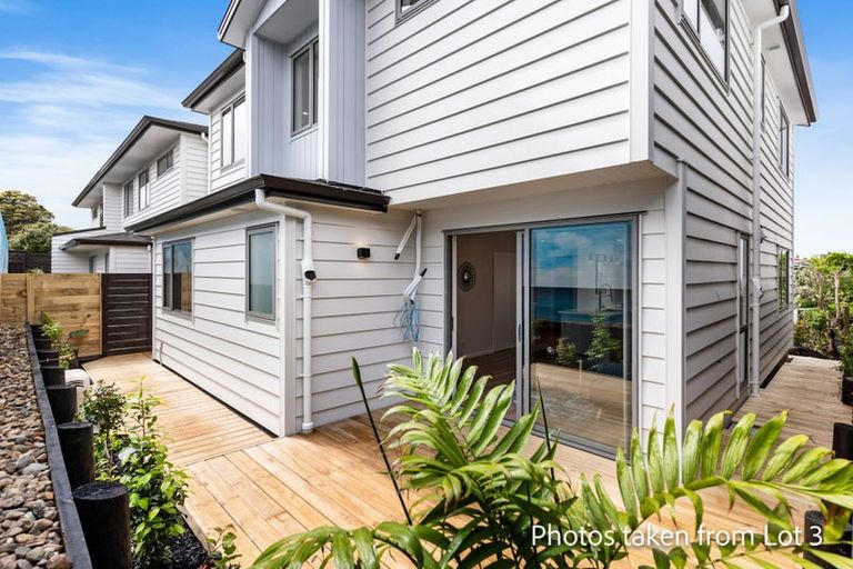 Photo of property in 1a Stottholm Road, Titirangi, Auckland, 0604