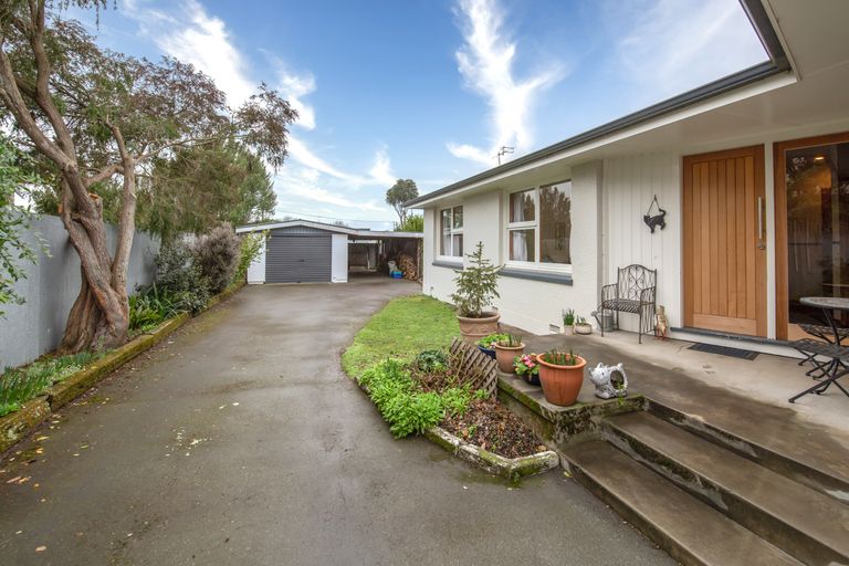 Photo of property in 44 Kinley Street, Rangiora, 7400