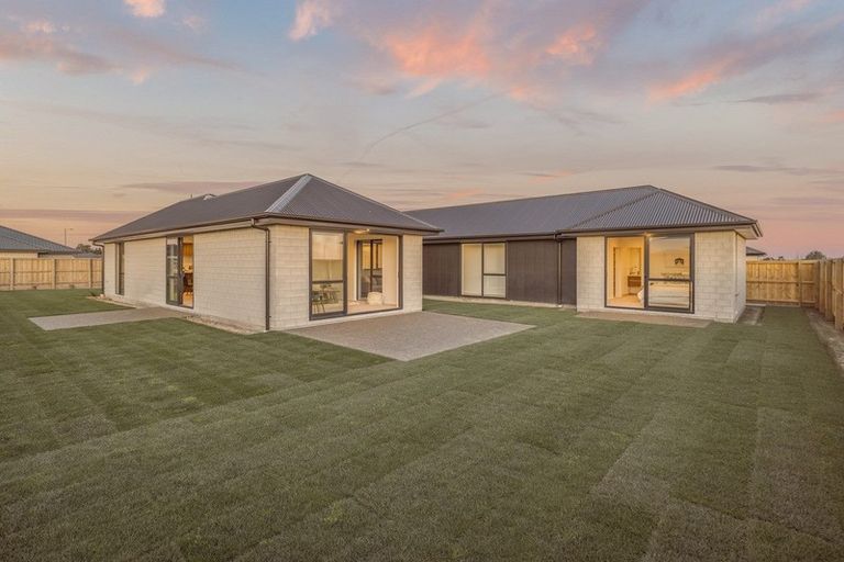 Photo of property in 10 Harrison Drive, Rolleston, 7614