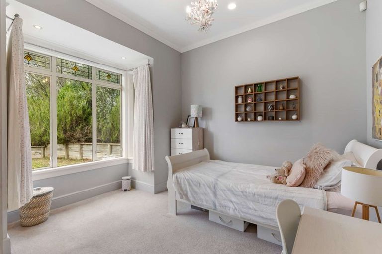 Photo of property in 5a Raukawa Grove, Waiuku, 2123