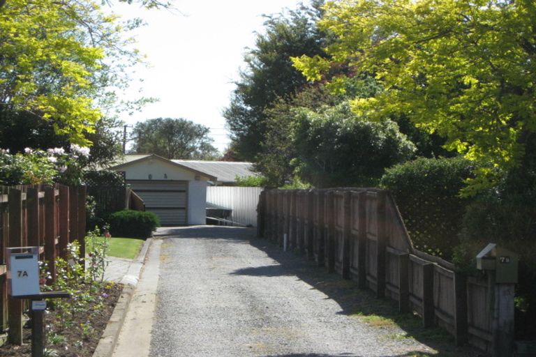 Photo of property in 7b Strack Place, Redwood, Christchurch, 8051