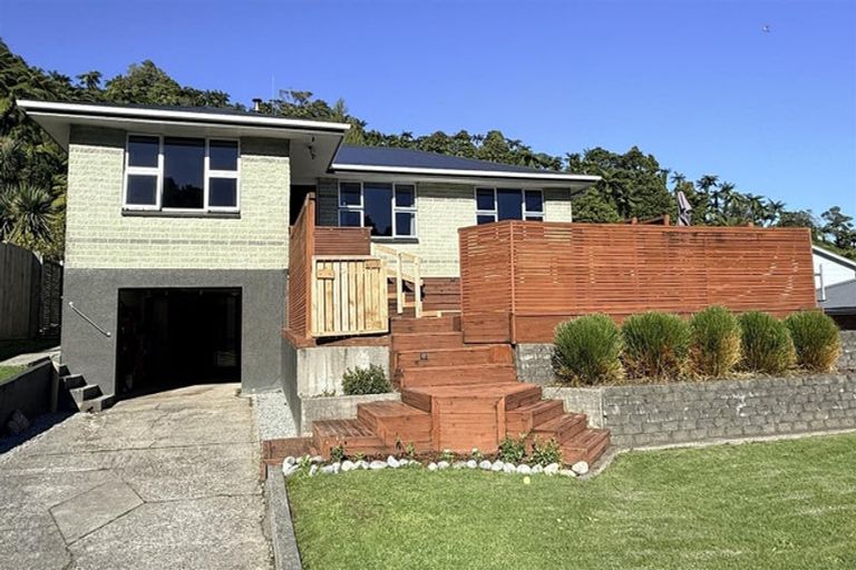 Photo of property in 19 Coates Street, Greymouth, 7805