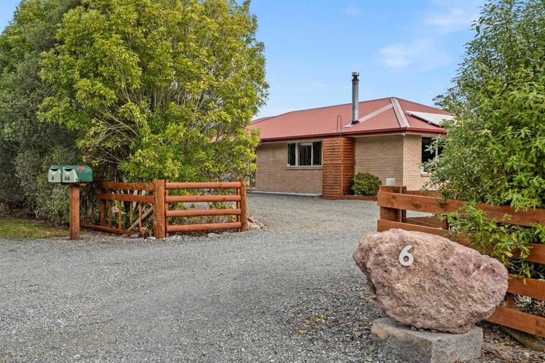 Photo of property in 6 Tavinor Road, Otaika, Whangarei, 0170