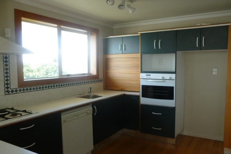 Photo of property in 196 Ngatai Road, Otumoetai, Tauranga, 3110