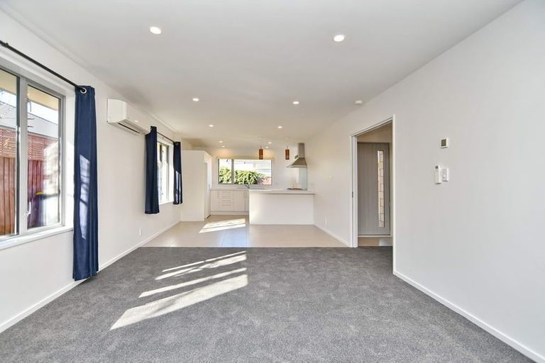 Photo of property in 679a Gloucester Street, Linwood, Christchurch, 8062