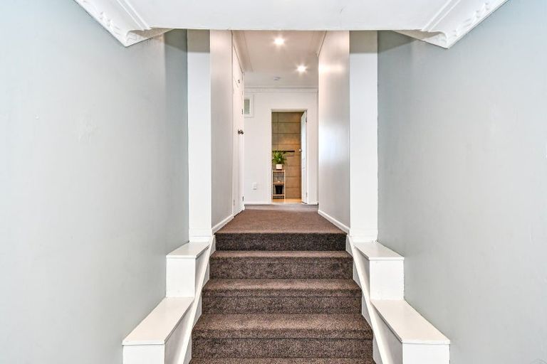 Photo of property in 516a Great South Road, Rosehill, Papakura, 2113