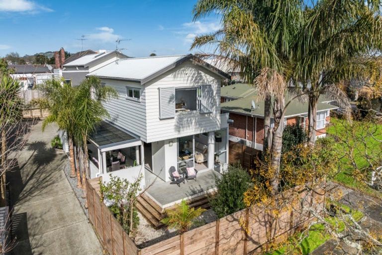 Photo of property in 14b Blair Avenue, Pukekohe, 2120