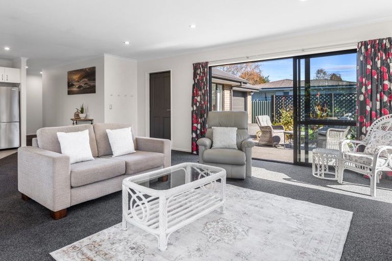 Photo of property in 98a Percival Street, Rangiora, 7400