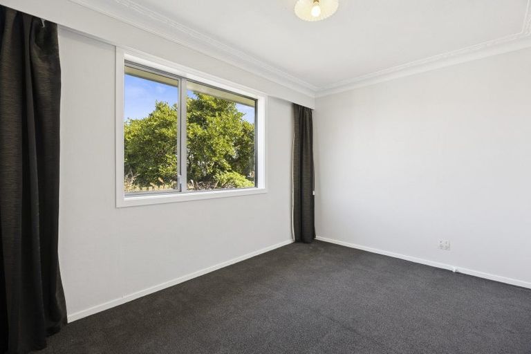Photo of property in 22 Kinmont Crescent, Kinmont Park, Mosgiel, 9024