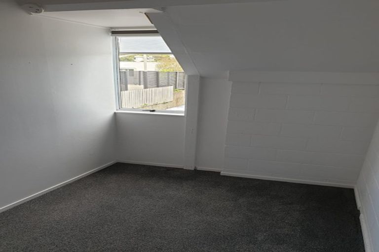 Photo of property in Paddington Apartments, 15/15u Mckinley Crescent, Brooklyn, Wellington, 6021