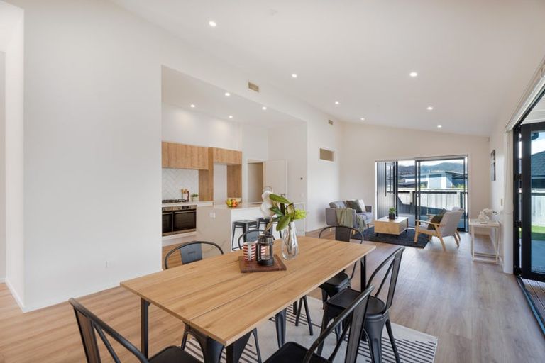 Photo of property in 23 Queen Charlotte Drive, Aotea, Porirua, 5024