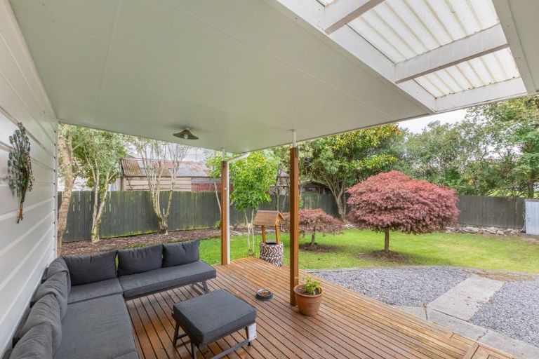 Photo of property in 9 Collins Street, Waipawa, 4210