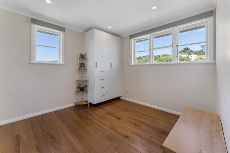 Photo of property in 19 Taupiri Crescent, Titahi Bay, Porirua, 5022