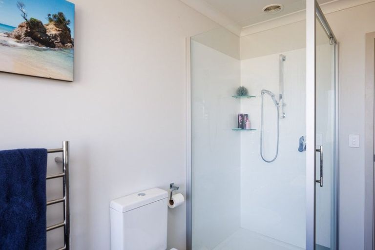 Photo of property in 985 Parewanui Road, Parewanui, Bulls, 4894