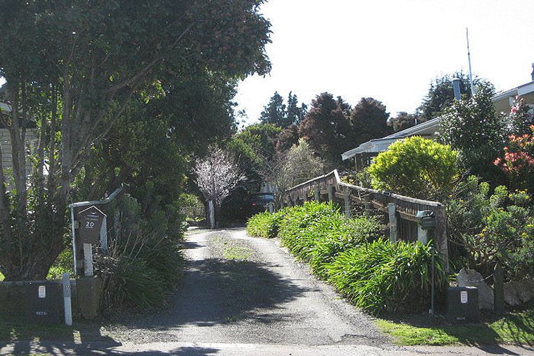 Photo of property in 20 Leeton Drive, Waipukurau, 4200