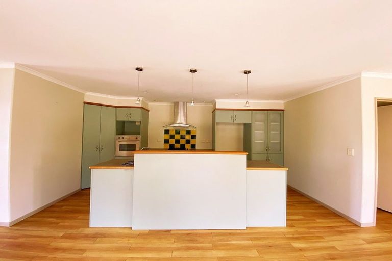 Photo of property in 4 Shiraz Place, Rototuna, Hamilton, 3210