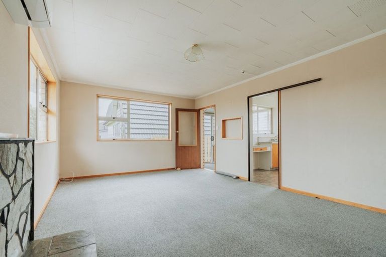 Photo of property in 12 Cowper Street, Milton, 9220