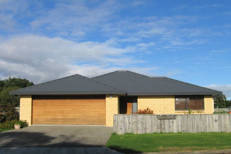 Photo of property in 42a Te Moana Road, Waikanae Beach, Waikanae, 5036
