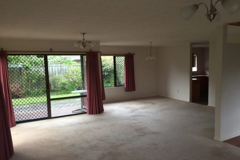 Photo of property in 5b Fern Grove, Taradale, Napier, 4112