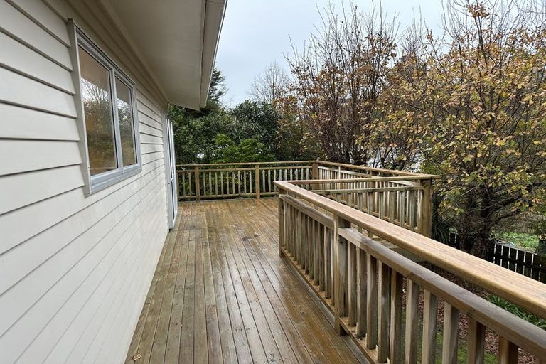 Photo of property in 33 Woolwich Close, Whitby, Porirua, 5024