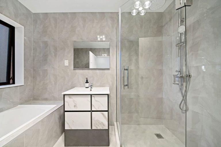 Photo of property in 62 Joshua Carder Drive, Hobsonville, Auckland, 0616