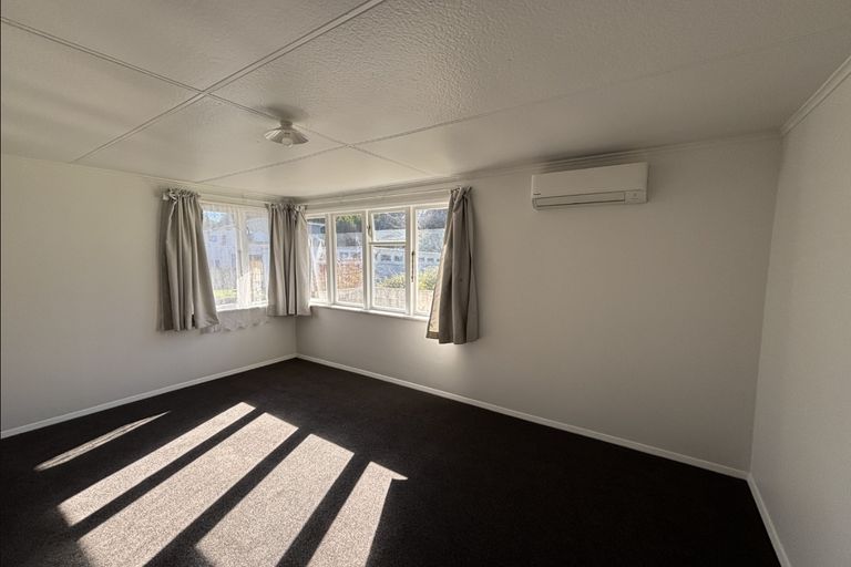 Photo of property in 8 Allenby Street, Bader, Hamilton, 3206