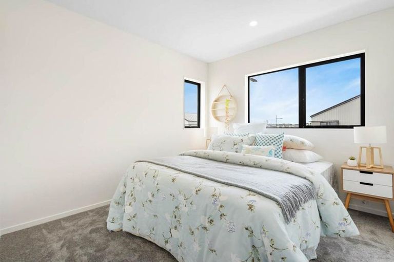 Photo of property in 73 Kairakau Street, Papakura, 2110