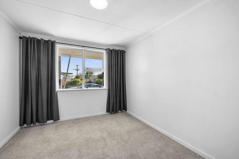 Photo of property in 4/290 Carrington Street, Vogeltown, New Plymouth, 4310
