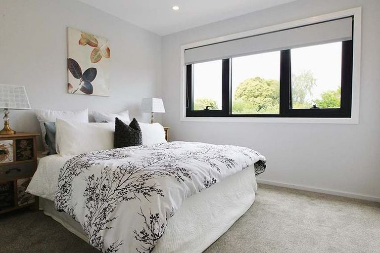 Photo of property in 7/15 Toru Street, Te Atatu Peninsula, Auckland, 0610