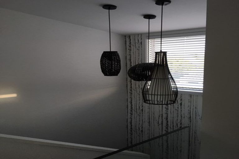 Photo of property in 52 Crofton Road, Harewood, Christchurch, 8051