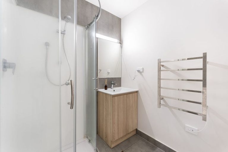 Photo of property in 25/9 Schnapper Rock Road, Greenhithe, Auckland, 0632