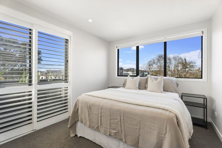 Photo of property in 32a/2 Westgate Drive, Massey, Auckland, 0614