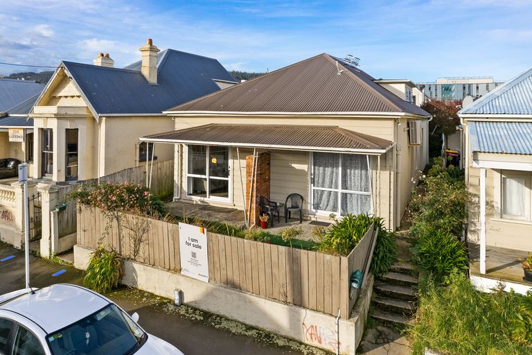 Photo of property in 29 Hyde Street, North Dunedin, Dunedin, 9016