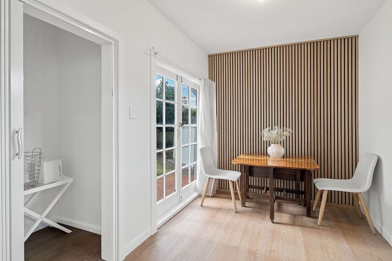 Photo of property in 267 Centaurus Road, Saint Martins, Christchurch, 8022