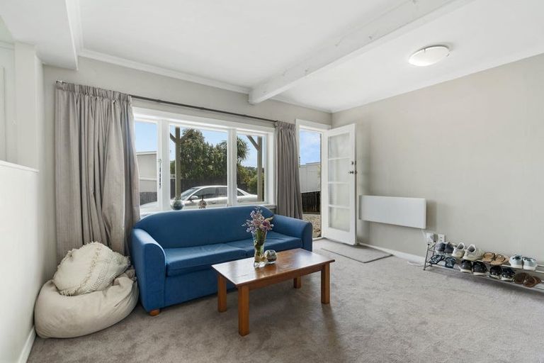 Photo of property in 4 Mills Road, Brooklyn, Wellington, 6021