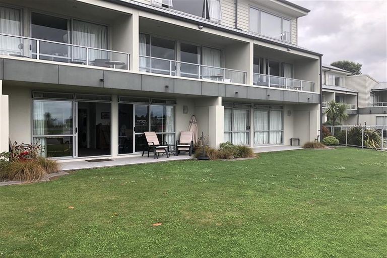 Photo of property in 300 Lake Terrace, Two Mile Bay, Taupo, 3330