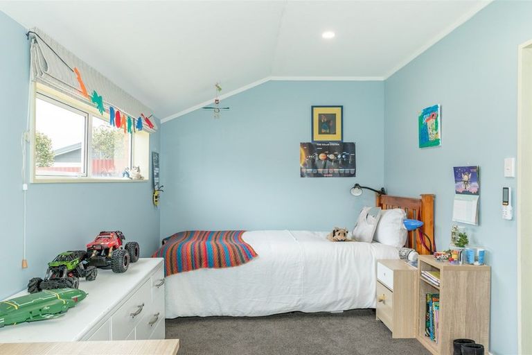 Photo of property in 14 Gladstone Street, Westport, 7825