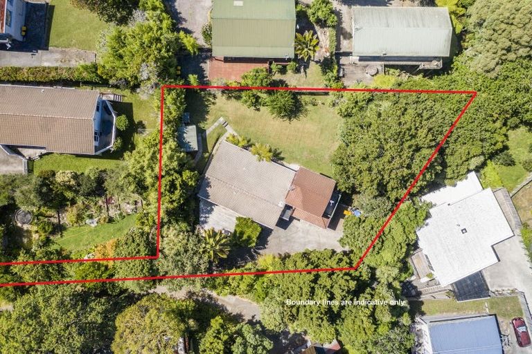Photo of property in 9 Geoffrey Road, Torbay, Auckland, 0630
